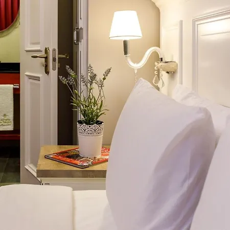 Hotel The Peace Heritage Taksim 3*