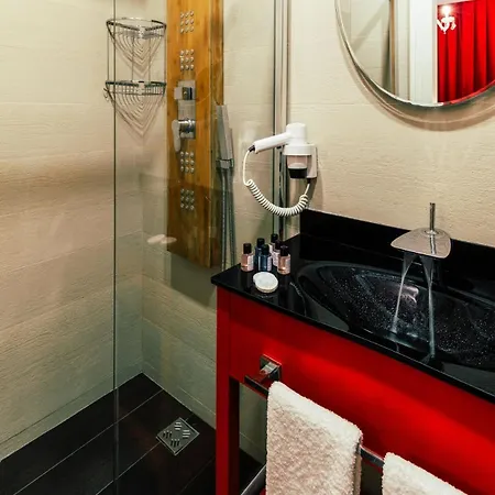 Hotel The Peace Heritage Taksim 3*